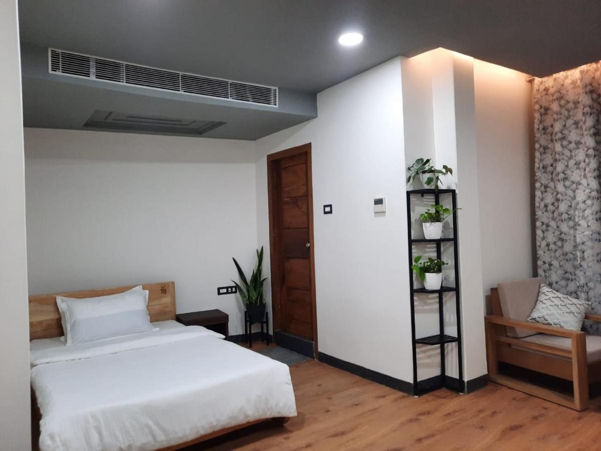 Ukhrul Magen Hills Bed & Breakfast エクステリア 写真